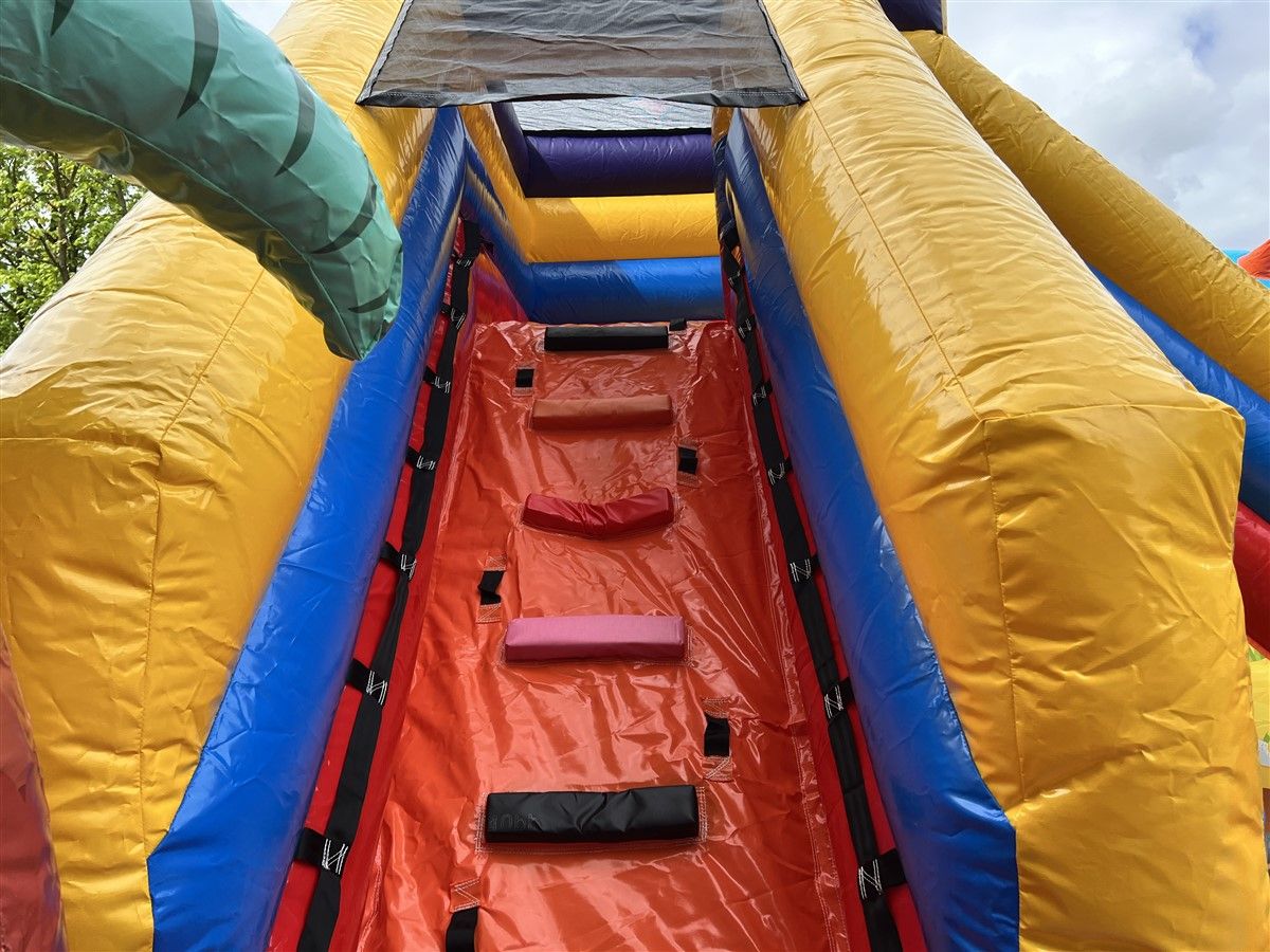 springkasteel-drakeneiland (5).jpg