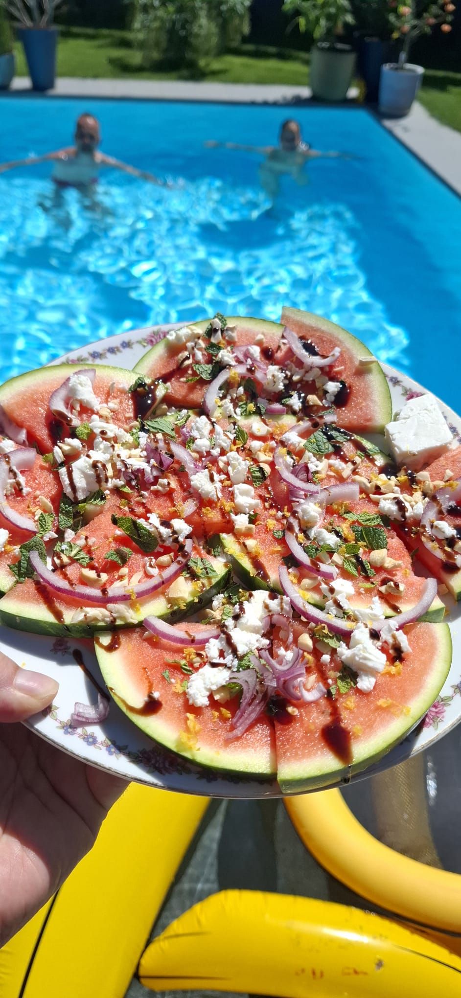 Afkoeling nodig? Recept: Watermeloentaart met feta, citroen, munt en balsamicocrème