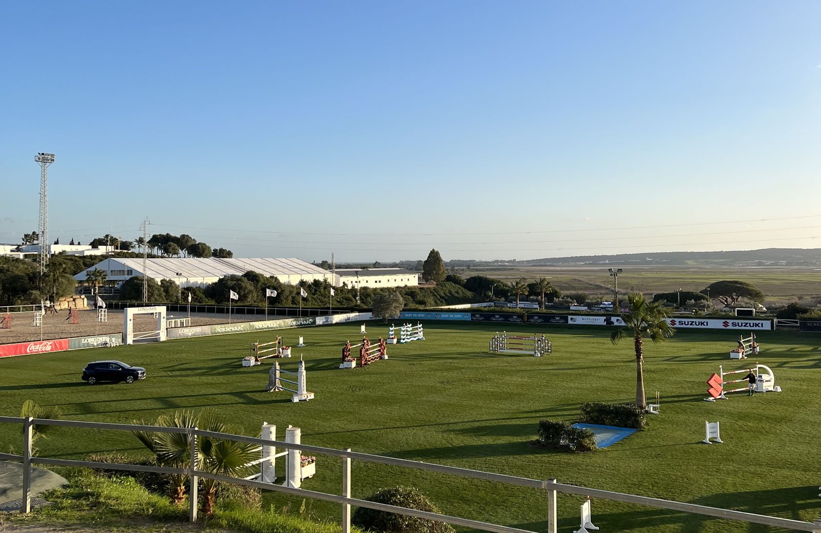 Voor de tour begint: wat je thuis voorbereidt voor een internationale tour